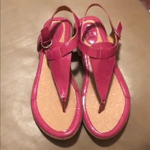 Born on Concept pink sandals